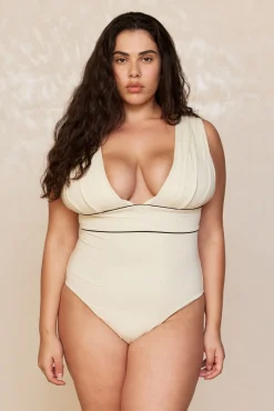 Aruba One Piece - Ivory/Black