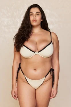 Capri Top - Ivory/Black