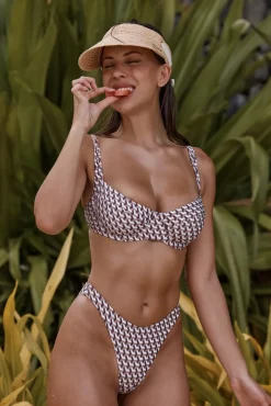 Sorrento Top - Husk Geo